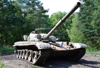 Main battle tank T-72