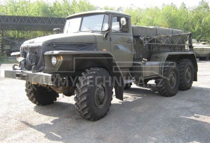 All-terrain medium truck Ural 375 APA 4G ground charging aircrafts generator